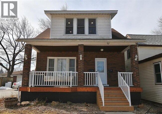 Photo - 298 George St
