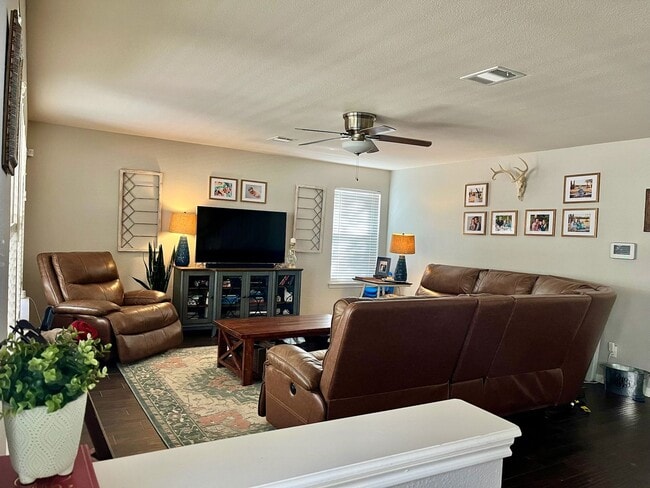 Photo - 21106 El Suelo Bueno