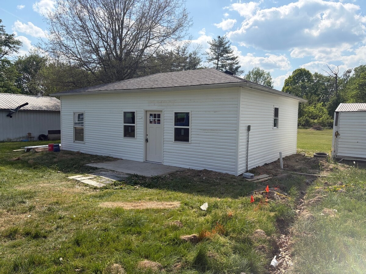 Photo - 125 Kinnard Kelley Ln