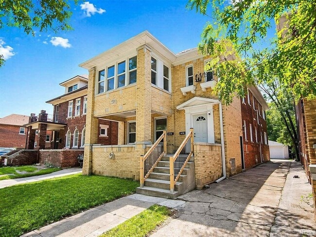 Building Photo - 2509 Gladstone St