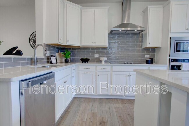 Photo - 112 Judson Ave