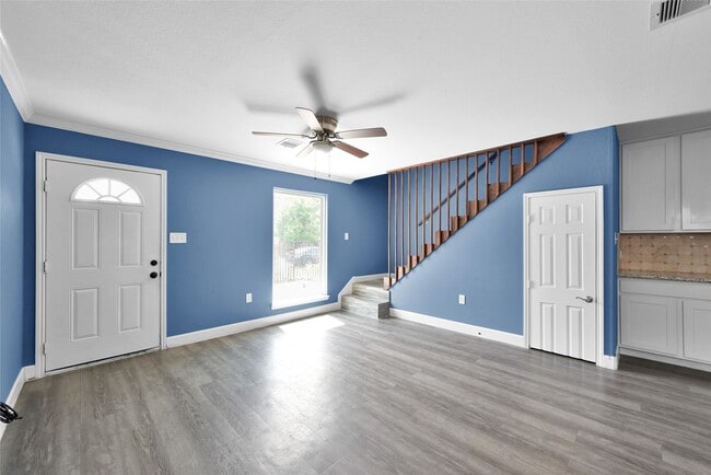 Photo - 11375 Allwood St