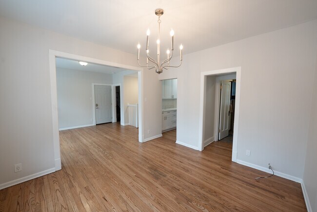 Photo - 5355 N Damen Ave Apartments Unit 5355 #1