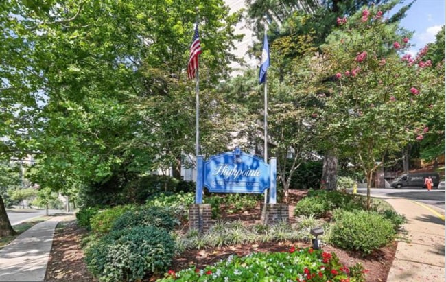 Photo - Bright And Spacious 2 Bed 2 Bath Condi With Balcony In Vibrant Highpointe