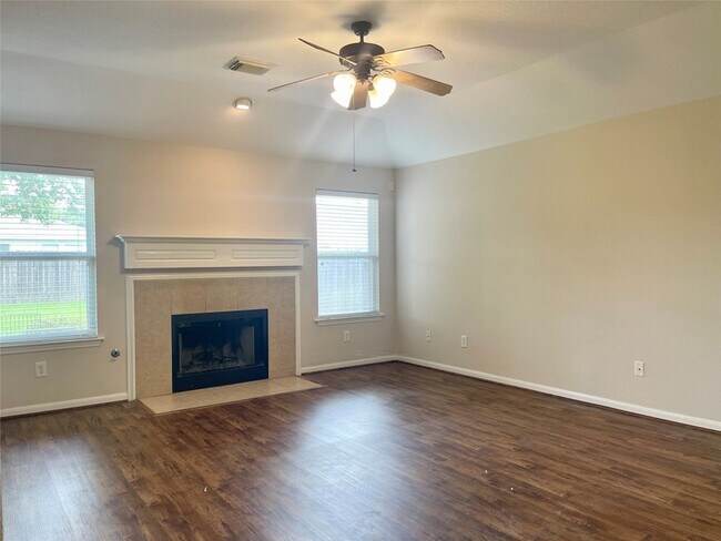 Photo - 21522 Gannet Peak Way