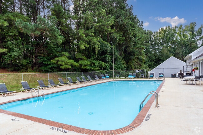 Hunter's Run pool