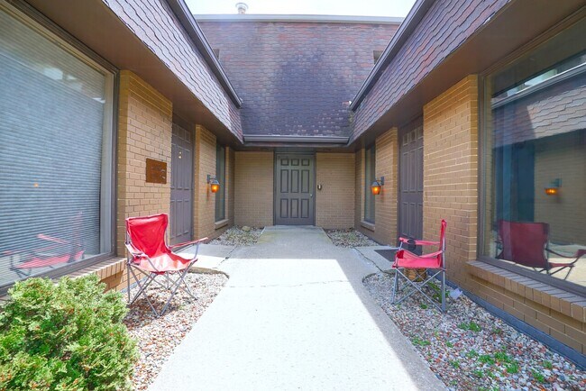 Photo - Jefferson Street Apartments Unidad 7