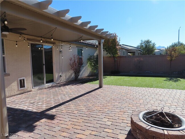 Photo - 2771 Alta Vista St