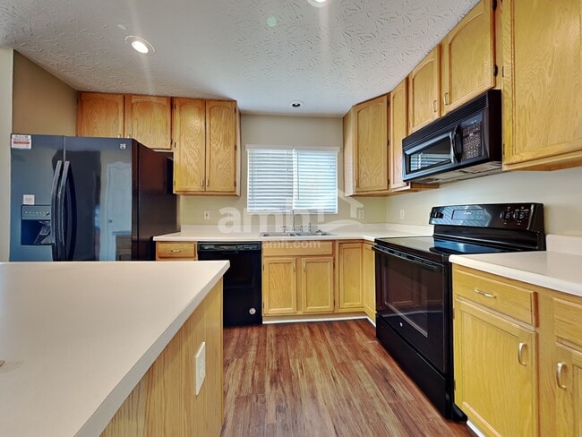 Photo - 5774 Eagle Creek Ct