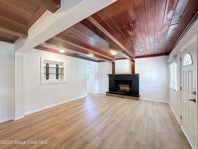 Photo - 1500 Highland Ct