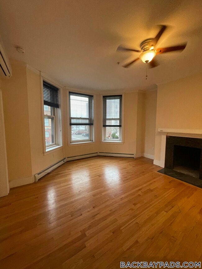 435 Beacon St Unit 4