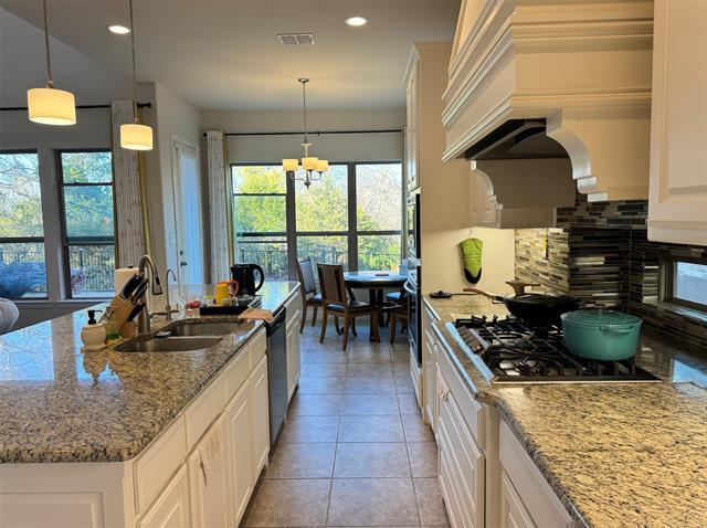 Photo - 2405 Bigleaf Ct