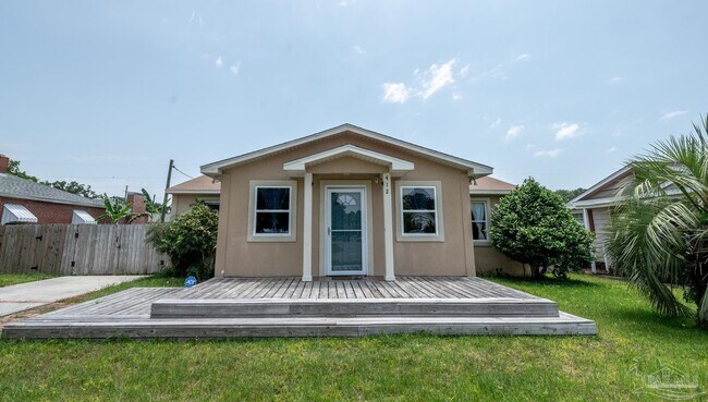 Photo - 412 Labree Rd