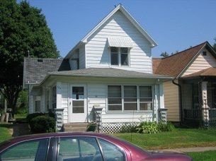Photo - 704 9th Ave S House
