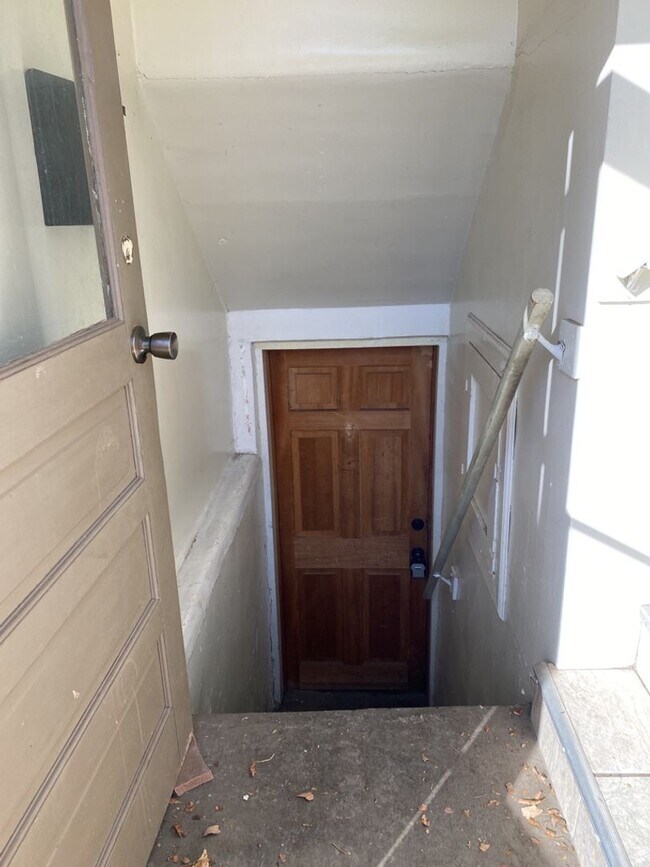 Photo - 1127 W Mulberry St Unidad 2