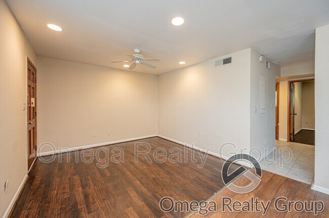 Photo - 139 Foust Ct Unit 123