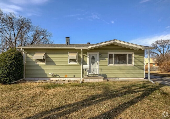 Building Photo - 7826 Parker St Rental