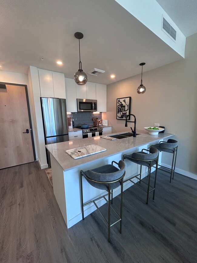 Building Photo - 160 NW 27th St Unit A30 Rental