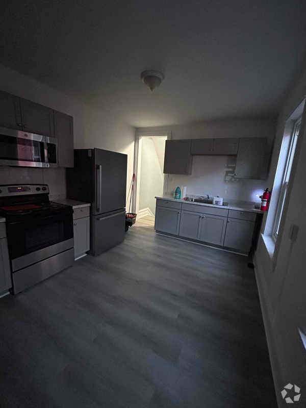 Building Photo - 1146 Franklin St Unit Apt 2