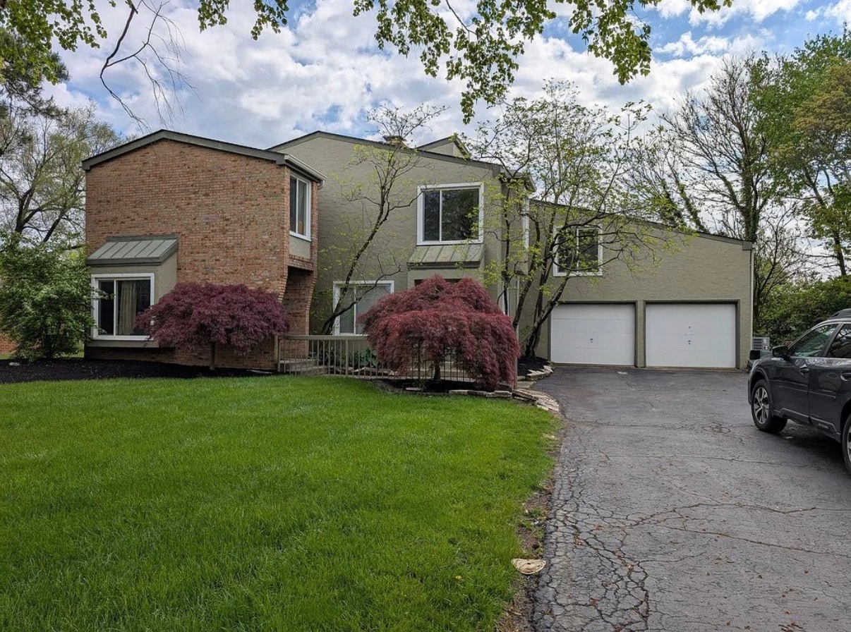 Photo - 4758 Moreland Dr W