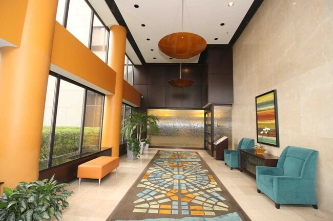 Photo - 1001 W Jefferson Ave Unidad 29D