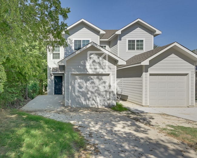 $1450! BEAUTIFUL 2 Bedroom in FORT WORTH!