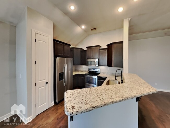 Photo - 50 Ridgefield Dr