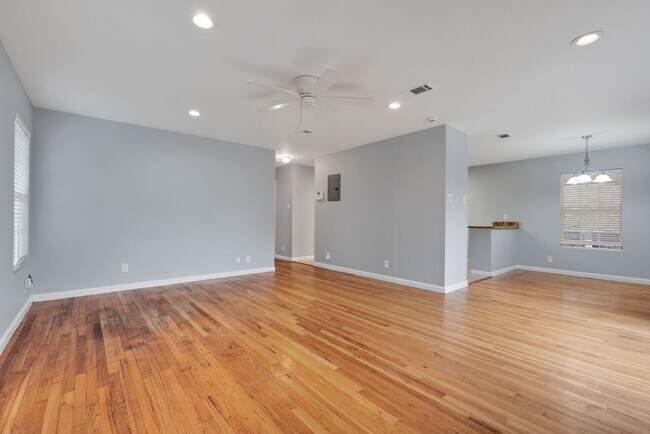 Photo - Move-In Ready Home with Brand New Finishes!