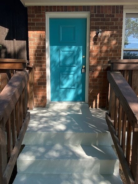 Photo - 3232 Hinkle Dr