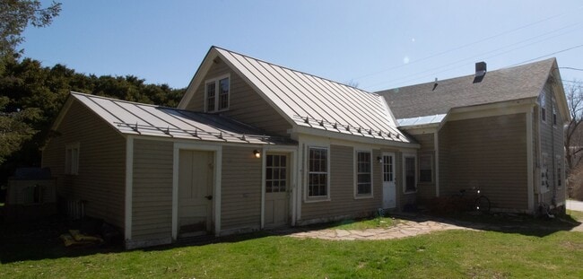 Photo - 12-16 Sage St. Unit 1