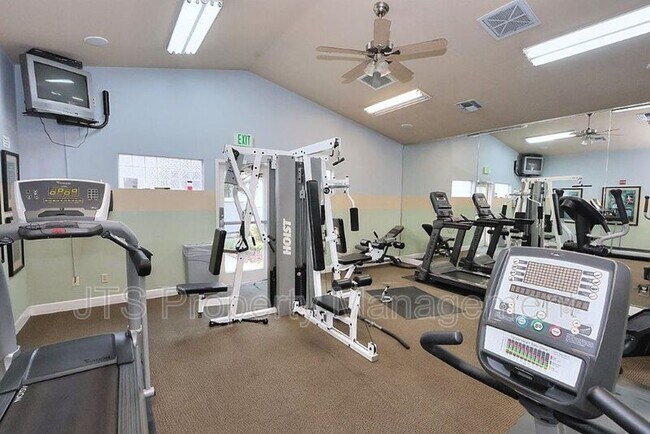 Photo - 885 Halidon Way Unit #224