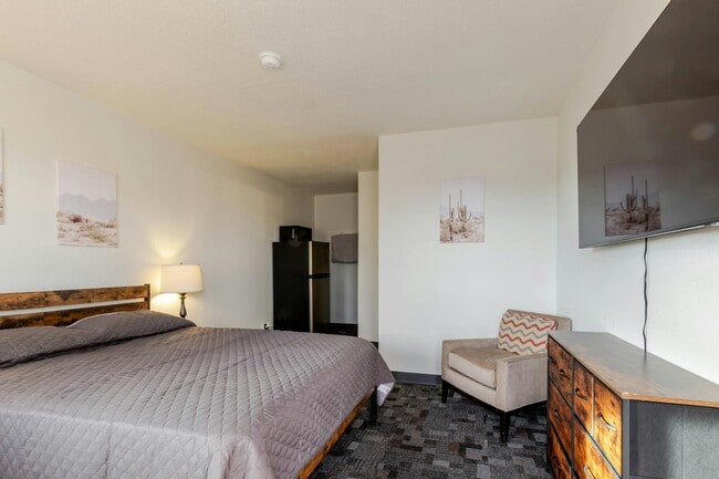 Photo - 3737 Sturgis Rd Unit Studio