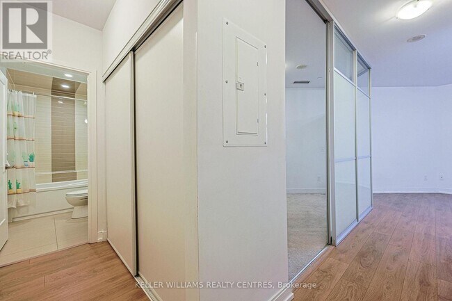 Photo - 540 Bur Oak Ave Unité 733