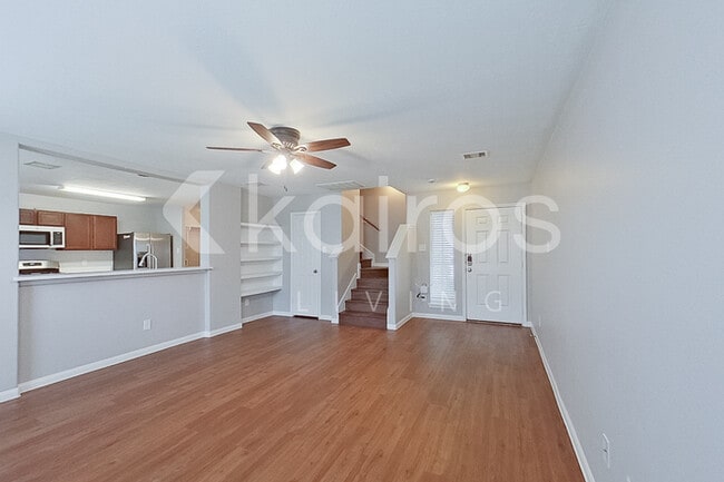 Photo - 871 Darbydale Crossing Ln