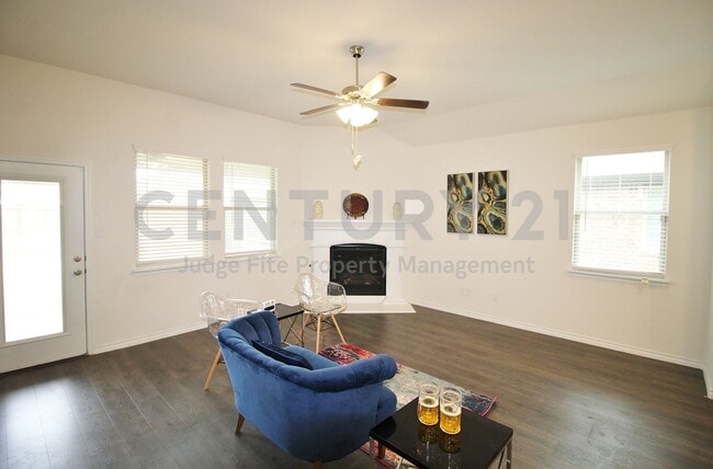 Photo - Stunning 4/3/2 in Heath For Rent!
