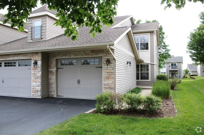 Building Photo - 957 Arvle Cir Unit 957 Rental