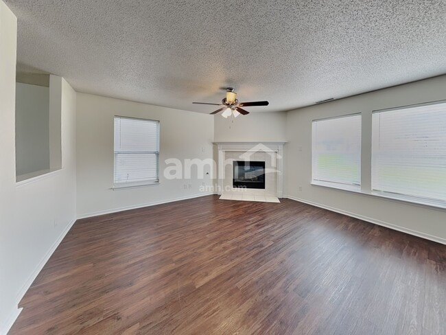 Photo - 6887 Merritt Ridge Way