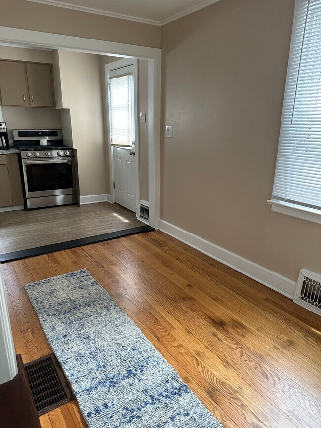 15 Tampa Ave Apartment Unit 1 Albany, NY