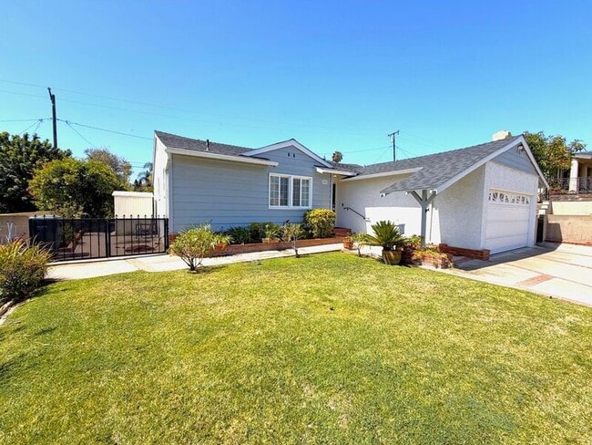 Building Photo - 2028 Elberon Ave