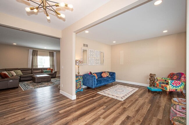 533 Weidman Rd