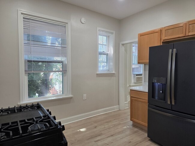 Photo - 416 N Broom St Unit A