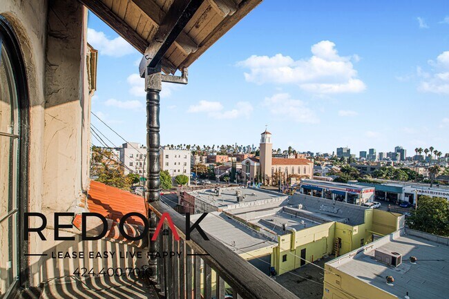 Photo - 314 1/4 N Mariposa Ave Unit 6