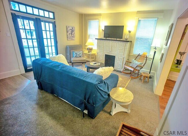Photo - 217-219 Mifflin St
