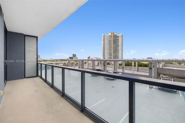 Photo - 101 Diplomat Pkwy Unit 0705