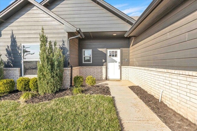 Photo - 7309 NW 158th St