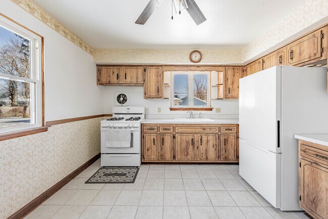 Photo - 1208 Waverly Pl