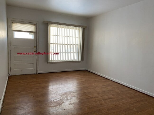 Photo - 531-535-535 Sherman Ave Unit 535 Sherman
