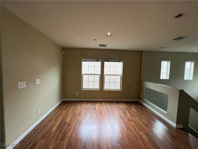 Photo - 9133 Palatial Palette Ct