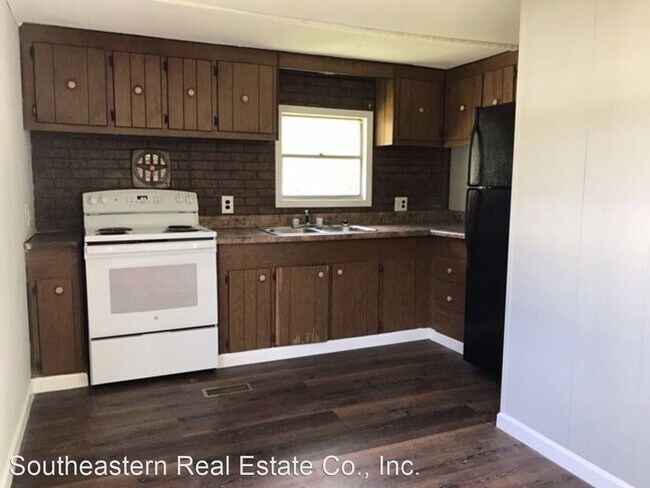 Photo - 2 br, 1 bath House - 104 Lori Lane