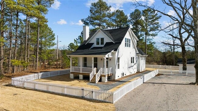 Building Photo - 1718 Ponderosa Rd